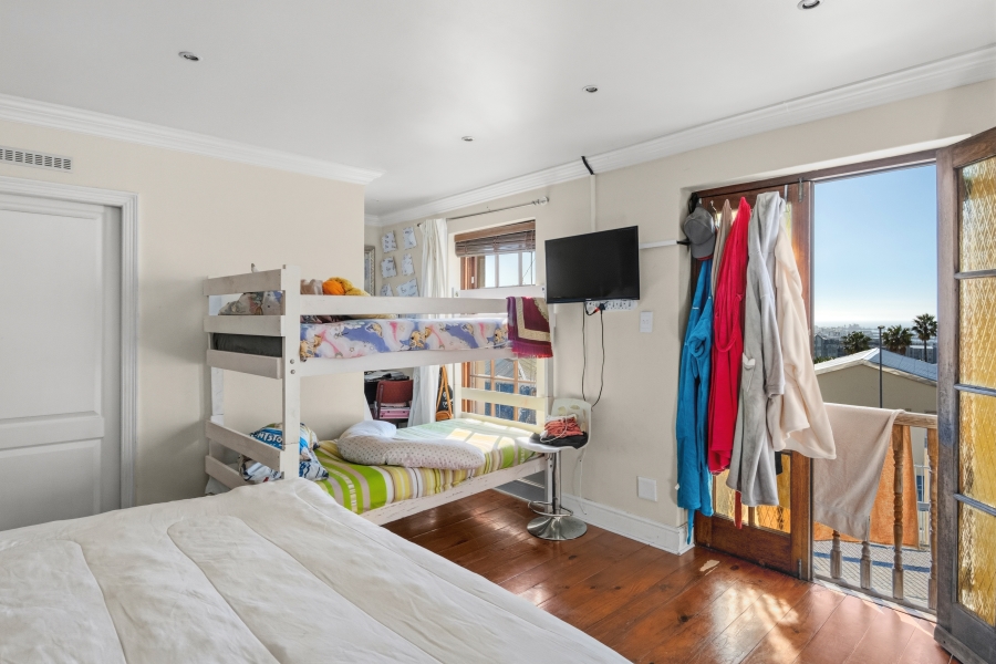 8 Bedroom Property for Sale in Walmer Estate Western Cape